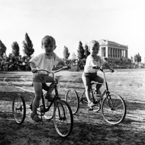 Юные велосипедисты